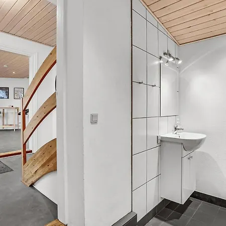 2 Bedroom Stunning In Billund